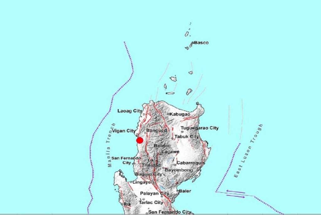 Magnitude 5.2 Rocks Abra&nbsp;Town
